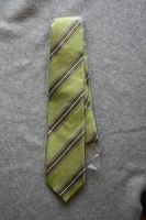 Krawatte, grün, Streifen, neu, orginal Verpackt Bayern - Puchheim Vorschau