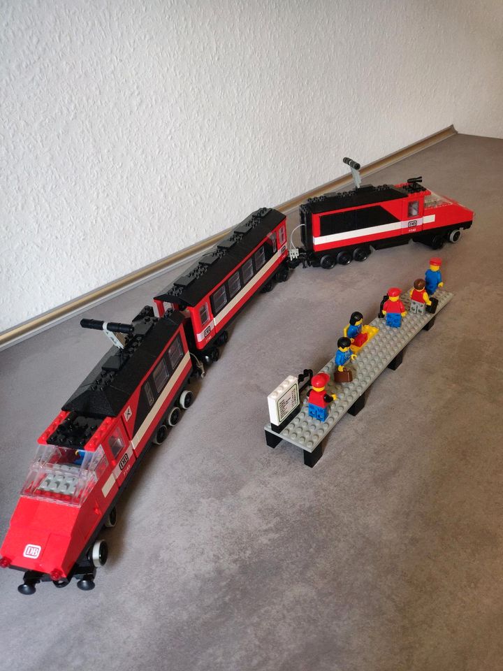 LEGO elektrischer Passagierzug 12 V 7745 in Bad Salzuflen
