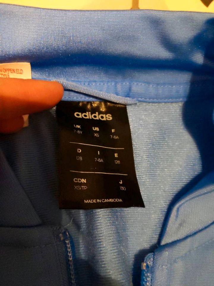 Adidas Sportanzug Jacke Hose gr. 128 in Dresden