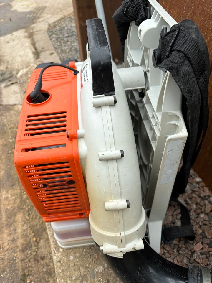 Stihl BG 420  Rückenblasgerät in Inden