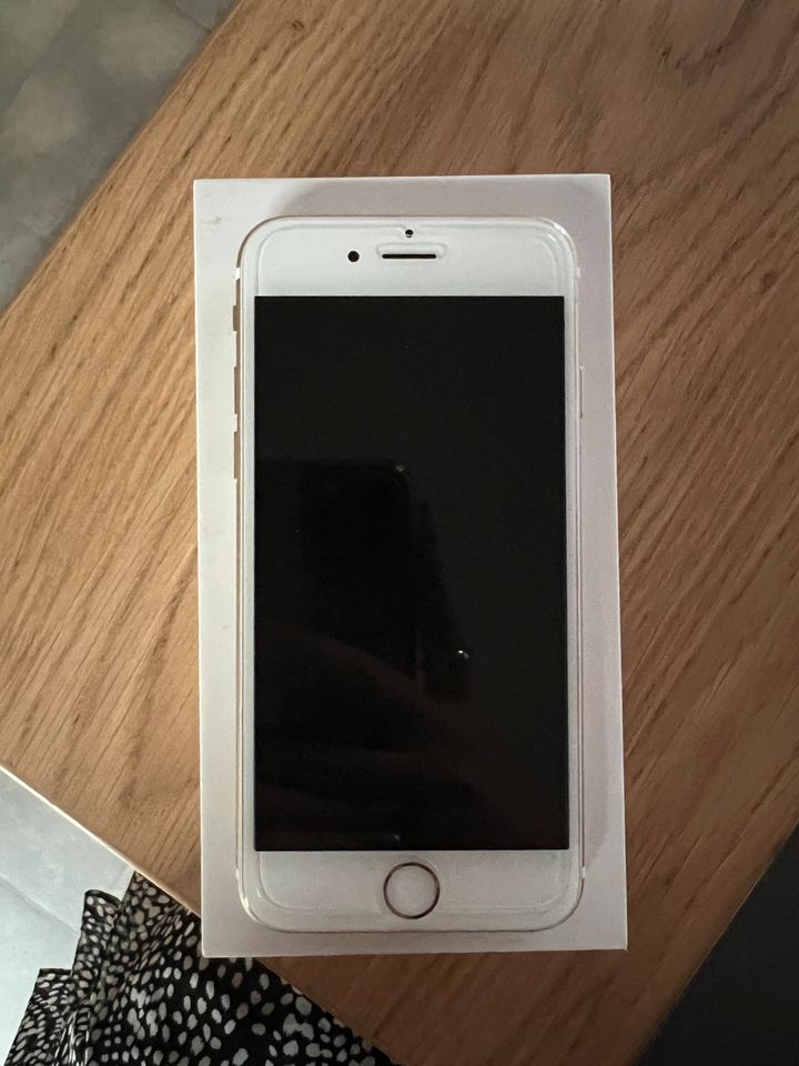 iPhone 6 -16GB- in Merchweiler