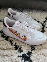 Adidas Originals mit Stickerei Hessen - Staufenberg Vorschau