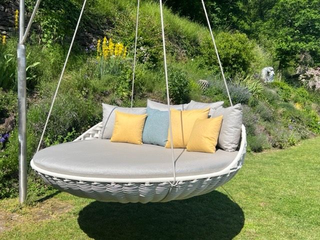 Dedon Swingrest  aus Austellung Outdoor LP. 8.205,- in Koblenz