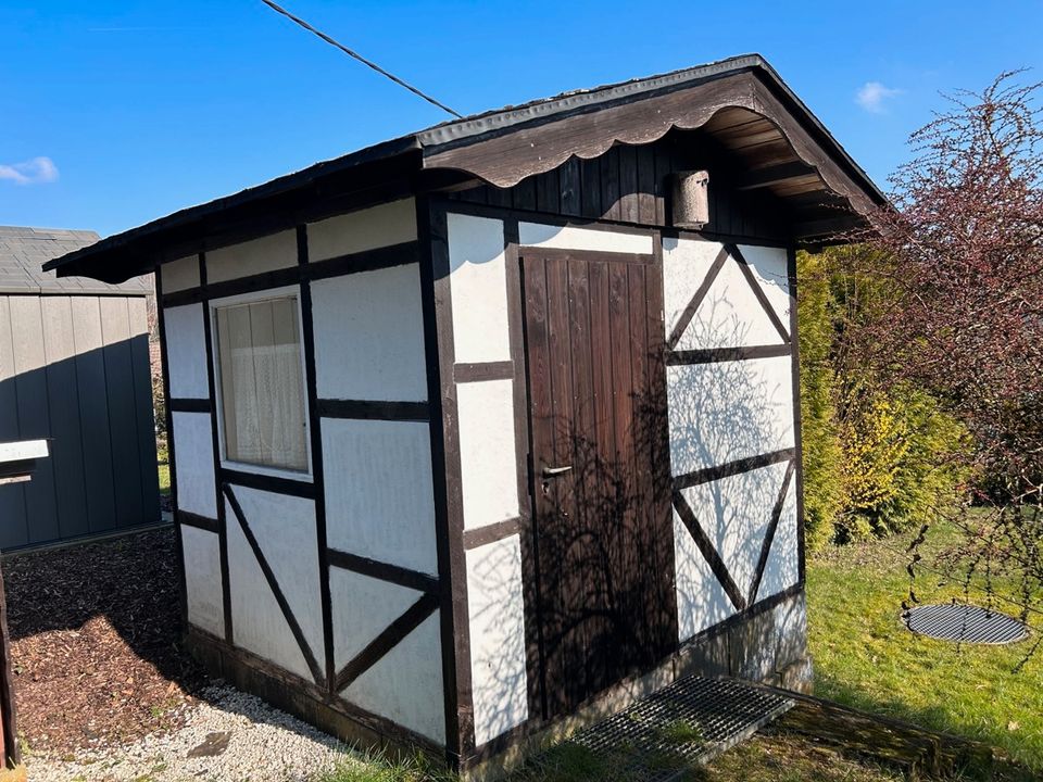 Ein-bzw. Zweifamilienhaus mit großem Garten und toller Aussicht in Kirchen in Kirchen (Sieg)