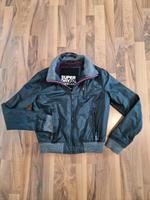 Superdry Jacke Damen gr. M schwarz TOP! Leipzig - Lindenthal Vorschau