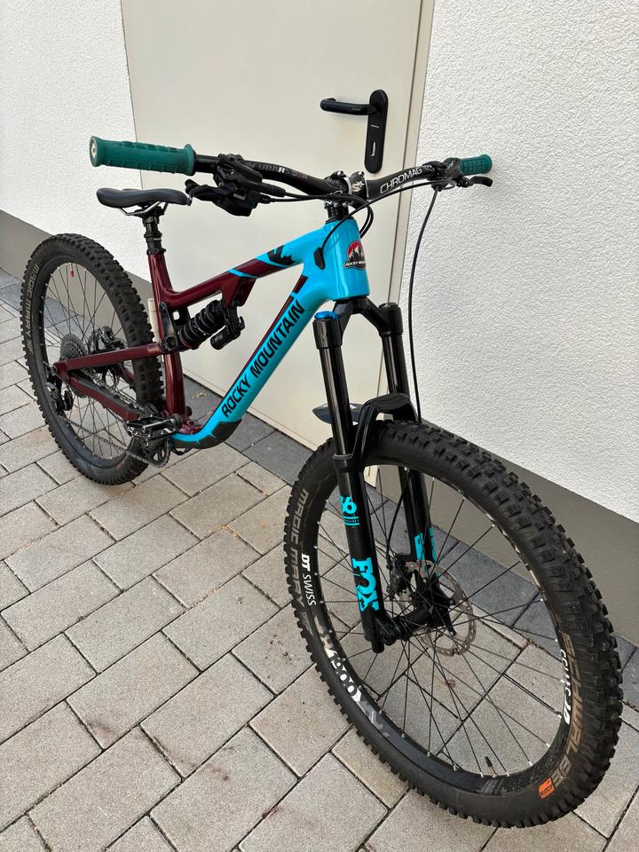 Rocky Mountain Altitude Carbon C50 Gr. M mit vielen Upgrades in Landau in der Pfalz