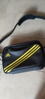 Adidas Tasche schwarz gelb Nordrhein-Westfalen - Werl Vorschau