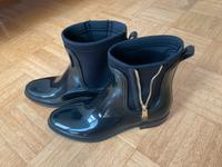 Tommy Hilfiiger Gummistiefel schwarz Berlin - Wilmersdorf Vorschau