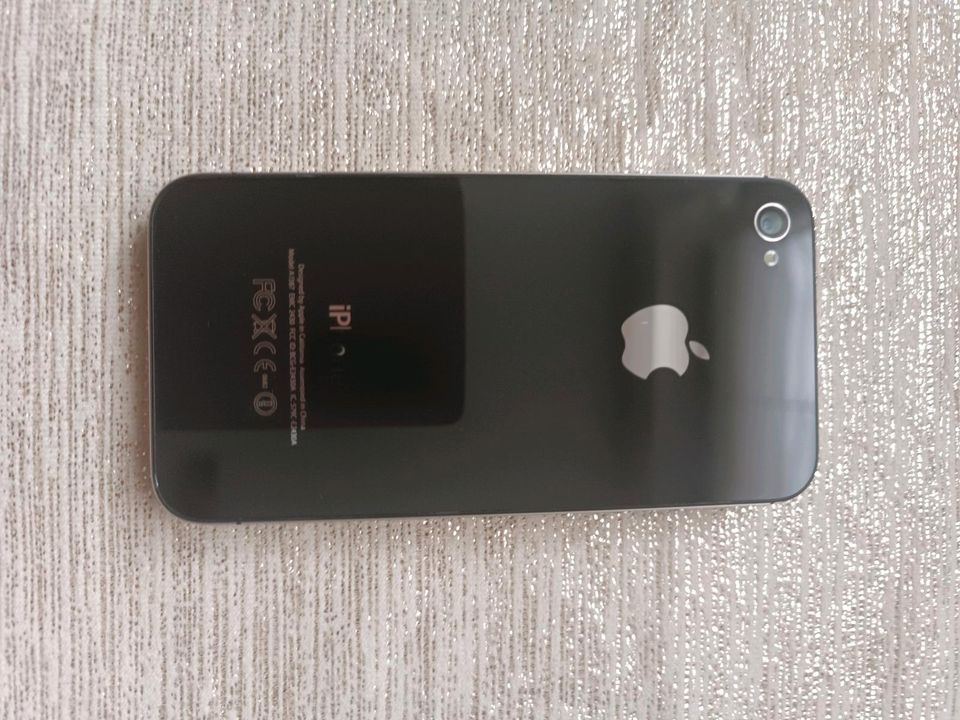 iPhone 4S 16GB guter Zustand in Preußisch Oldendorf