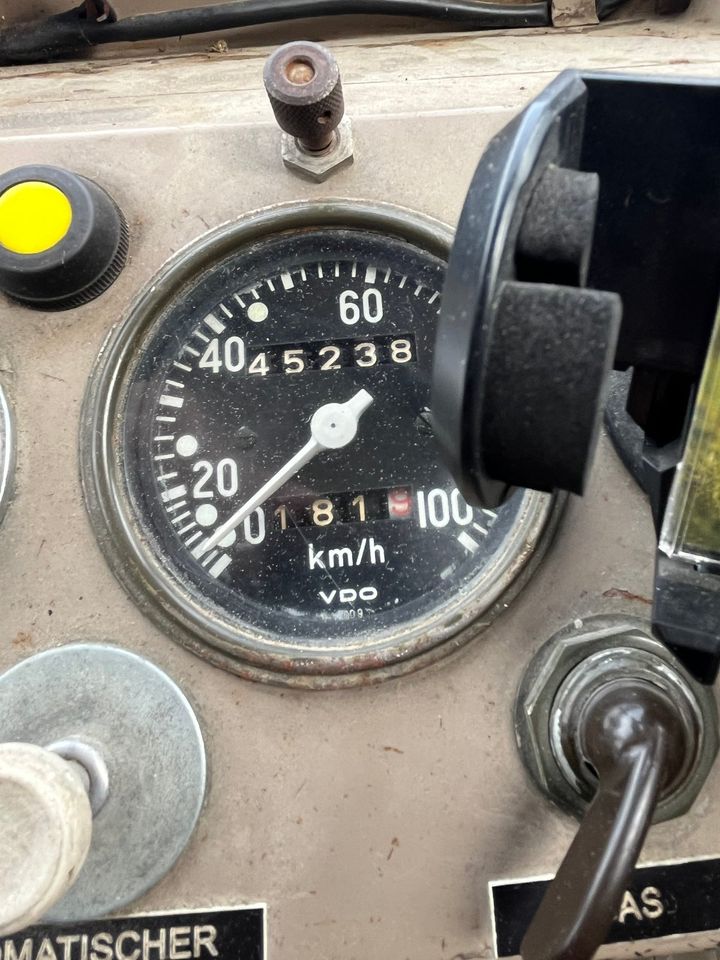 Unimog 404S 5sitzig Autogas H-Kennzeichen Führerschein B in Donaueschingen