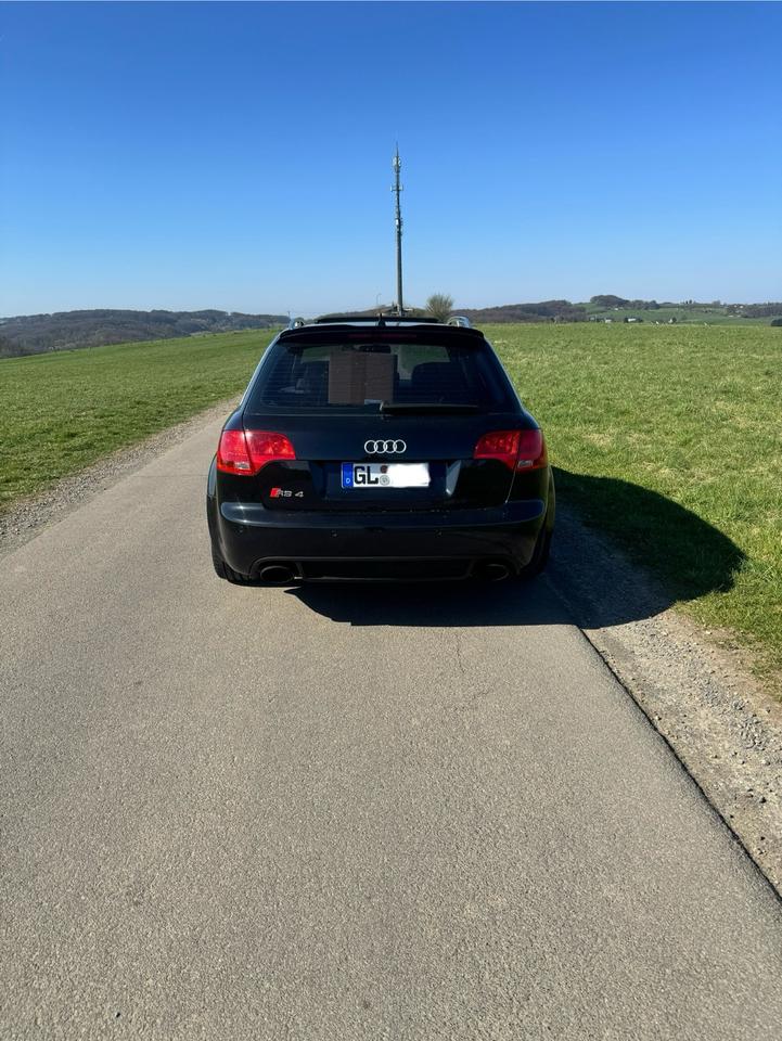 Audi RS4 b7 Avant 4.2 V8 QB6 Carbon Supersprint Bilstein in Kürten
