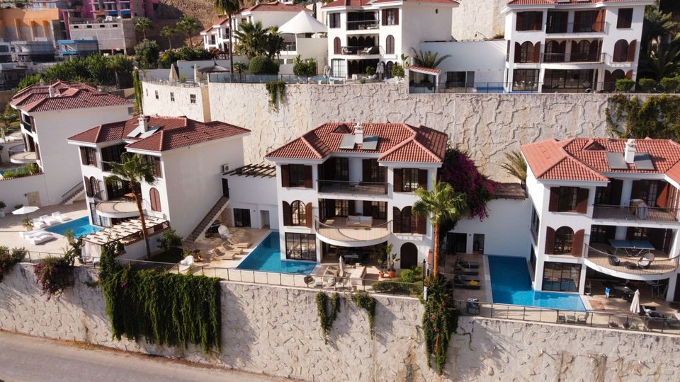 **Exklusive Traumvilla mit Panoramablick in Alanya - Luxus auf höchstem Niveau in Tepe!**" in Augsburg