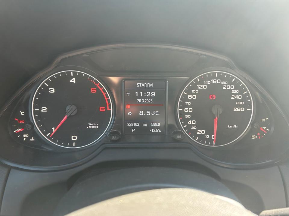 Audi Q5 2,0 TDI S - line 20 Zoll 214 ps tüv neu Getriebe neu in Berlin