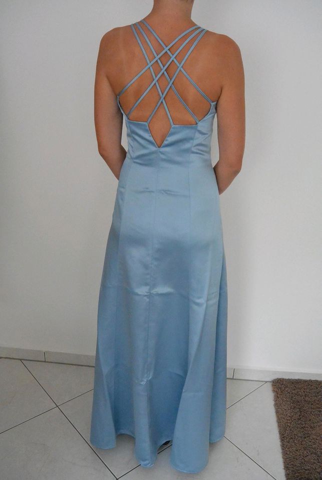 Abendkleid von Vera Mont, lang, Gr. 36, blau in Forst