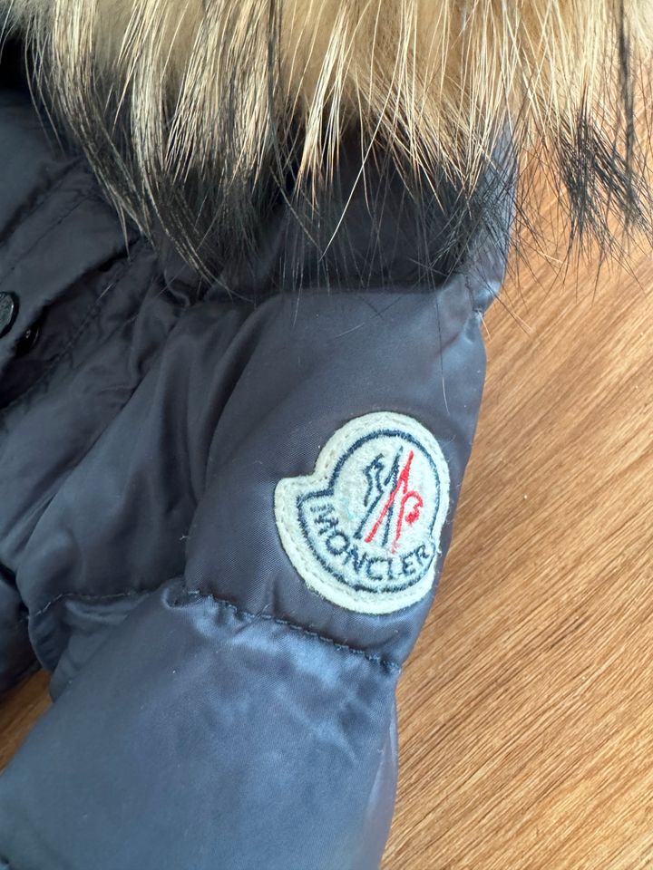 Moncler Entfant / Daunenjacke / 104 cm Gr 4 / Kinder in Hamburg