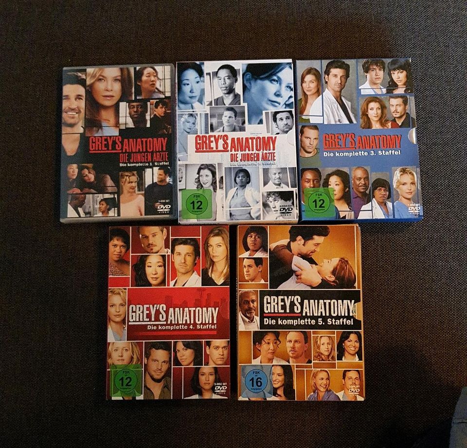 Grey's Anatomy Staffeln 1- 5// DVDs in Kaiserslautern