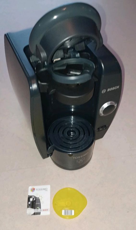 Tassimo TAS4000 Kaffeemaschine in Langenbach