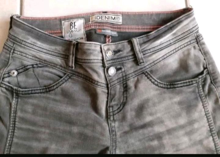 Street one Damen Hose Jeans Gr 27 grau in Nettetal