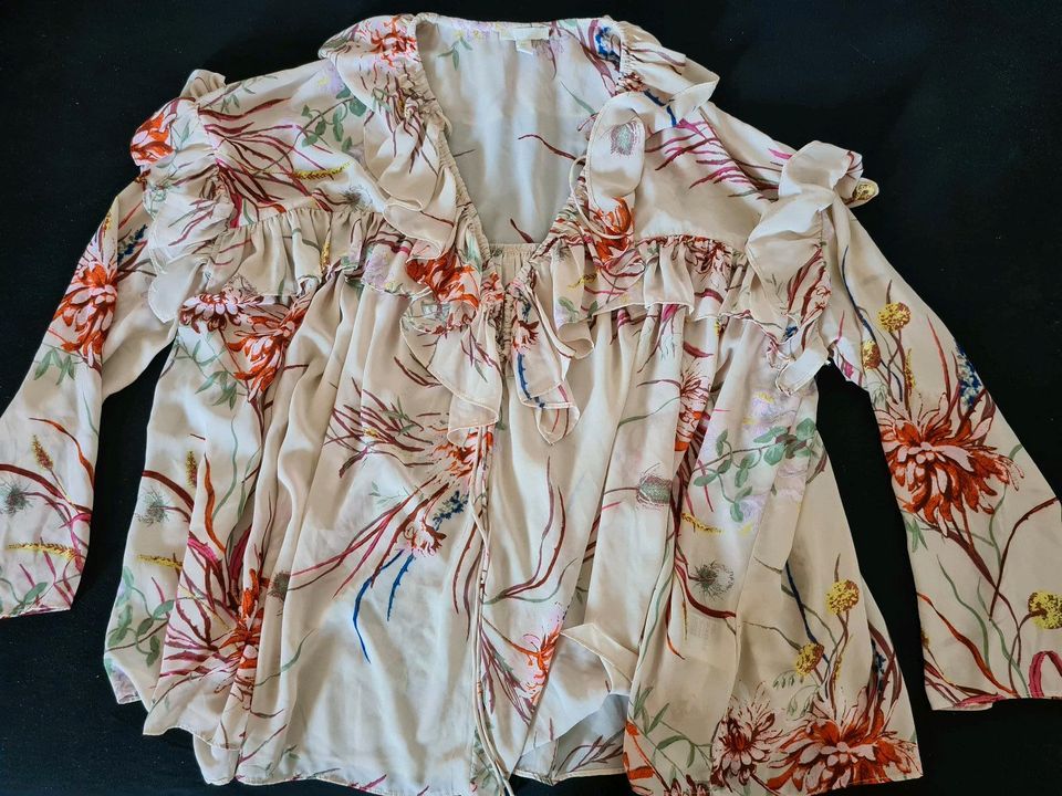 H&M Bluse Gr. L XL 46 48 XXL Oversize Blumen Muster Oberteil Top in Berlin