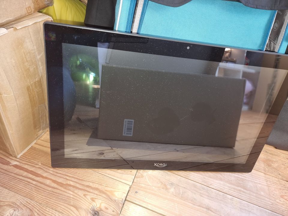 Xoro Megapad 2151 54,6 cm (21,5 Zoll) Tablet-PC in Nörvenich