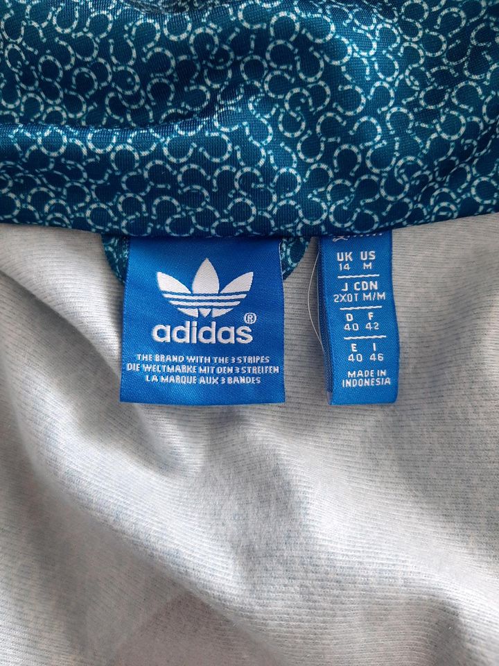 Adidas Sweatjacke in Gr.40 in Simbach