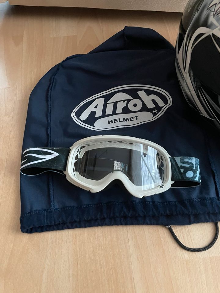 AIROH Crosshelm mit Crossbrille + Handschuhe in Winsen (Aller)