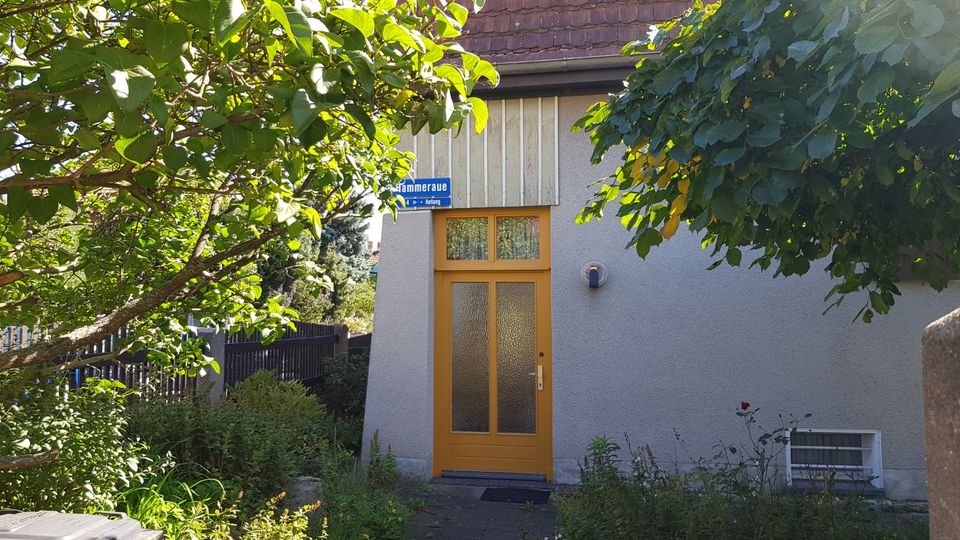 Historische Doppelhaushälfte in Dresden-Briesnitz in Dresden