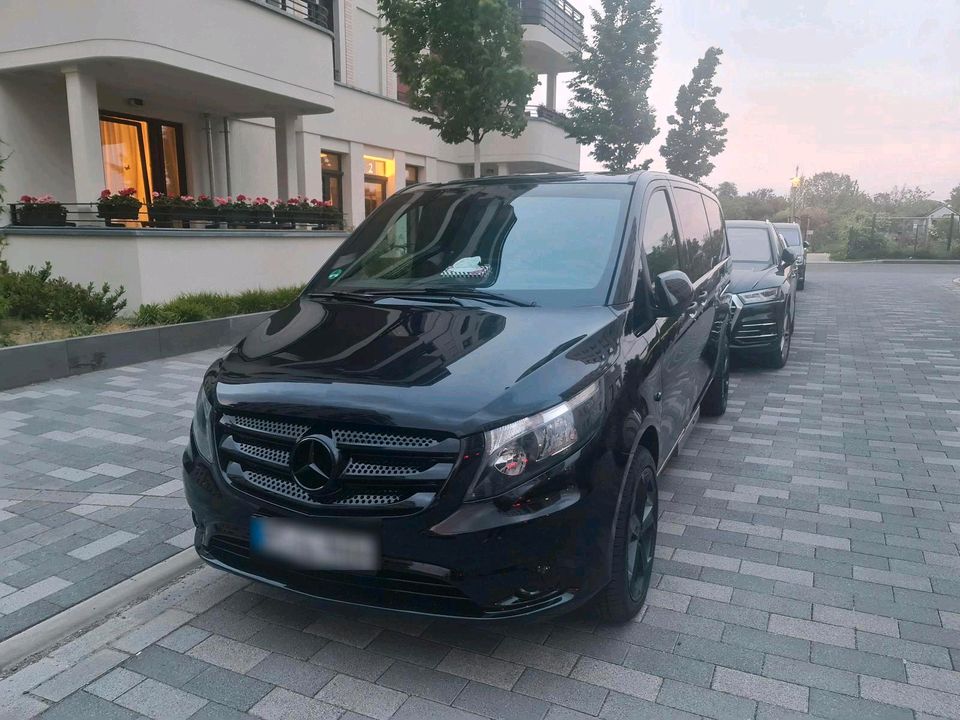 Mercedes Benz Vito Tourer 114 Langversion mit Rollstuhlrampe in Berlin