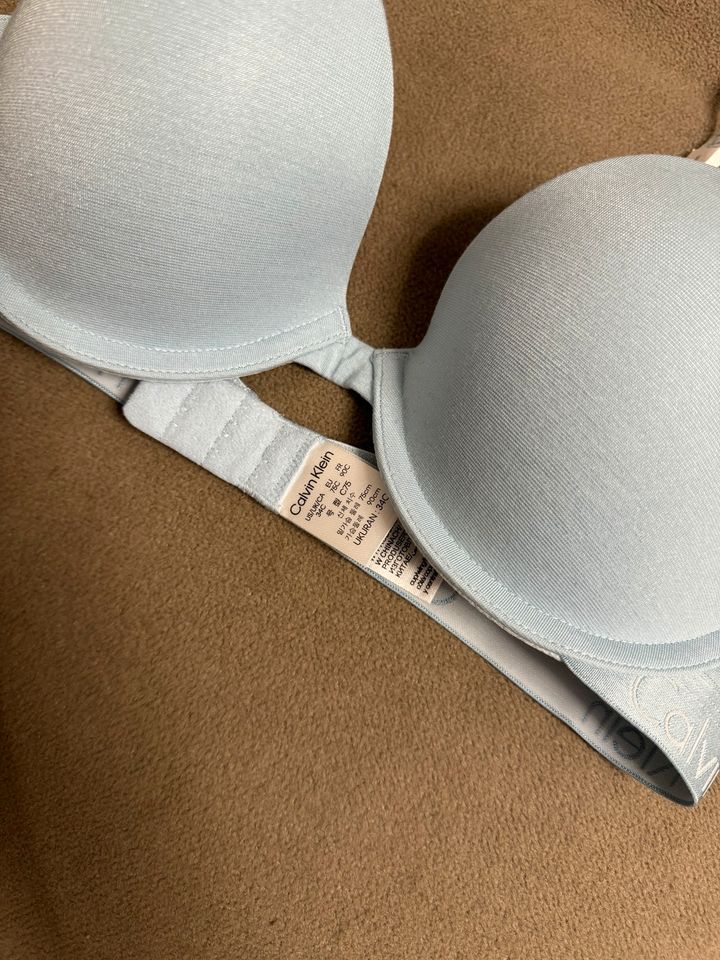 Calvin Klein BH hellblau 75C in Ratingen