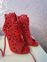 High Heels Baden-Württemberg - Ostfildern Vorschau