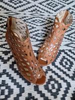 Stilettos camel Hessen - Lampertheim Vorschau