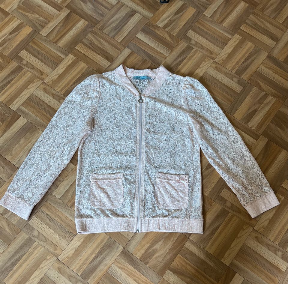 Jacke Himmelblau by Lola paltinger  in rosa spitze Gr 38 in Schweinfurt