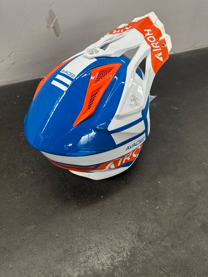 Motocross Enduro Airoh ACE 2 Helm neu Gr. L in Winnenden
