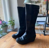 Fly London Langschaft Stiefel,  Gr. 36 Berlin - Neukölln Vorschau