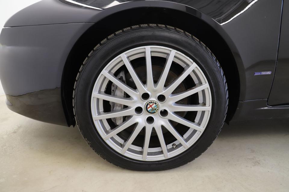 Alfa Romeo 159 Sportwagon 2.4 JTDM 209PS 20V Q4 Distinctive in Teltow