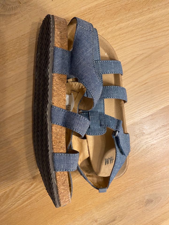 H&M Sandalen Schuhe Gr.34 wie Neu in Merseburg