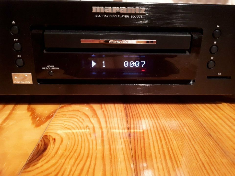 marantz BD 7004 DVD / Blu Ray Player in Sasbach