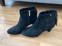 Neu Ankle boots tamaris 42 Damen Schuh Absatz schwarz Stiefel Berlin - Treptow Vorschau