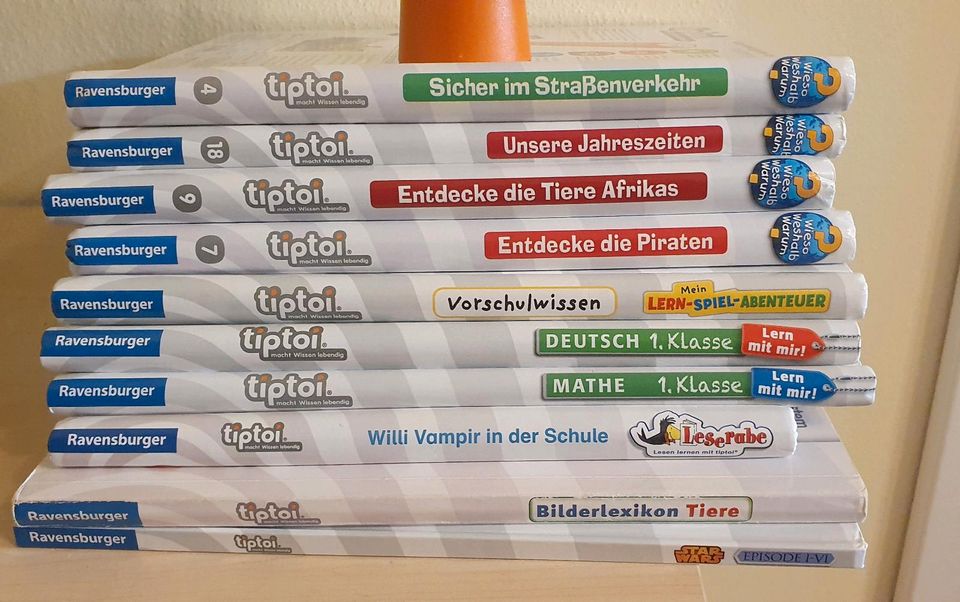Tiptoi Set: Stift, 11 Bücher und 3 Spiele in Berlin
