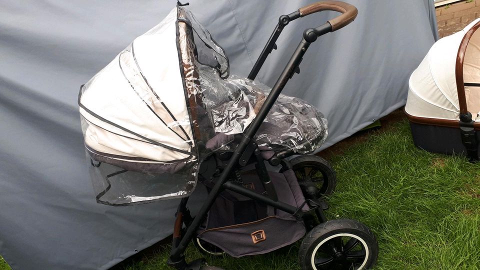 Kinderwagen Moon in Waldbüttelbrunn