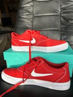 Nike NEU Größe 43 Schleswig-Holstein - Bargteheide Vorschau