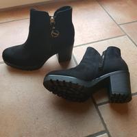 Esprit Stiefeletten schwarz Bayern - Birkenfeld b. Marktheidenfeld Vorschau