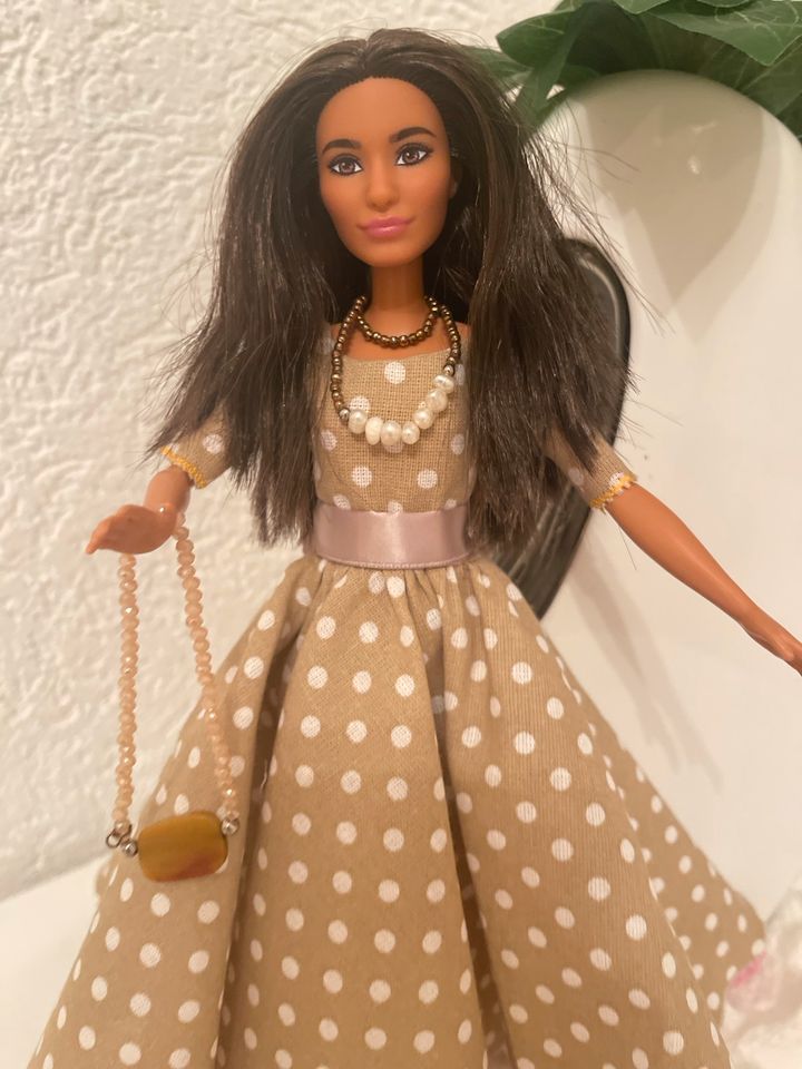 Barbie Kleid in Böblingen