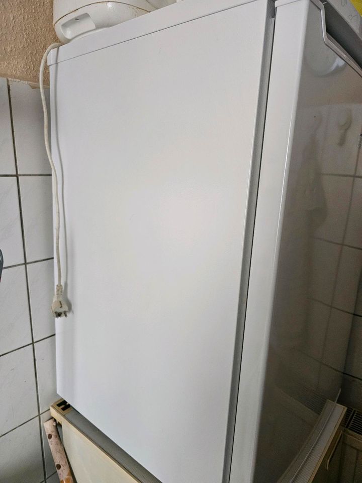 Kühlschrank von SB in Duisburg