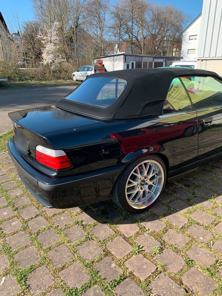 BMW 320 Cabrio/Roadster mit Hardtop in Aalen