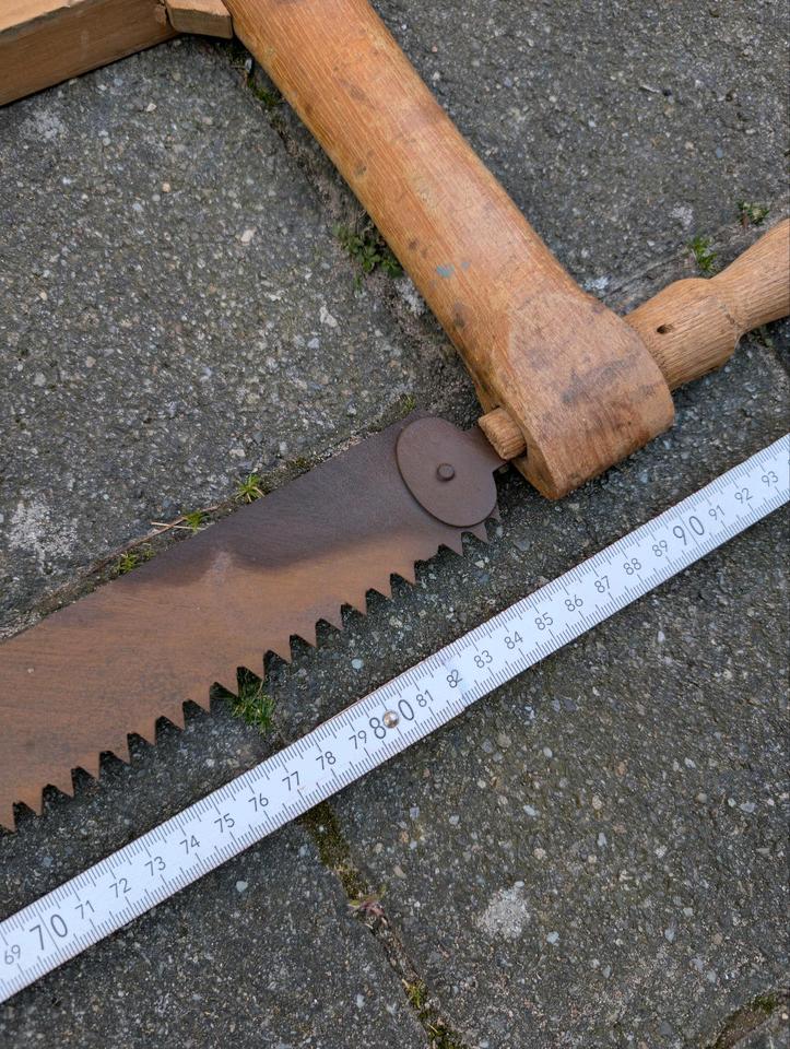 Holzsäge Säge alt Restauration Tischler Zimmermann Deko in Forst