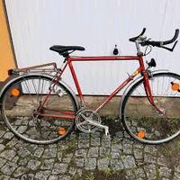 Rennrad, 28 Zoll, rot, 10 Gang (guter Zustand) Niedersachsen - Holzminden Vorschau