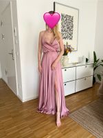 Unique Abendkleid mit Schlitz Abschlussball ungetragen Düsseldorf - Stadtmitte Vorschau