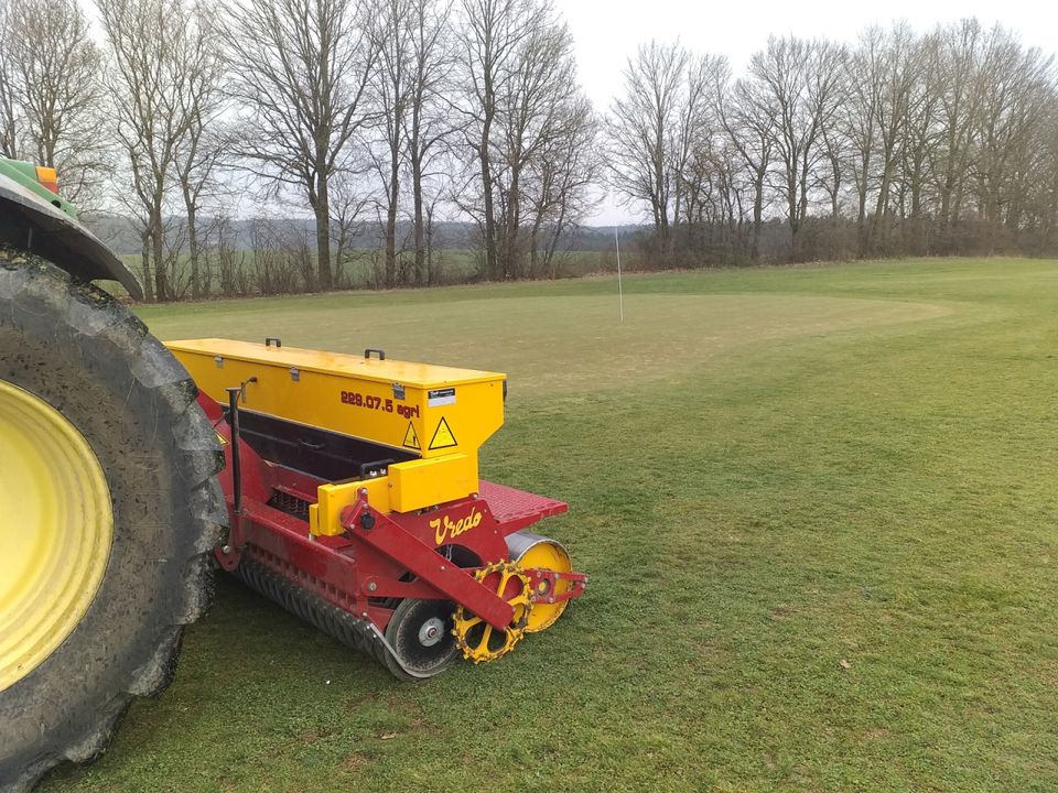 Wiesennachsaat Wiesenpflege Vredo in Landshut