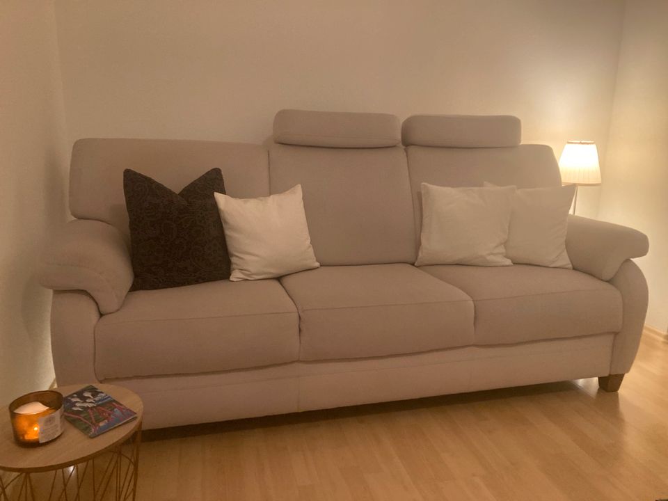 Couch Sofa Dreisitzer Sitzgarnitur in Augsburg